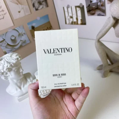 Valentino Born In Roma Donna Rendez-Vous Ivory Eau de Parfum (sealed)